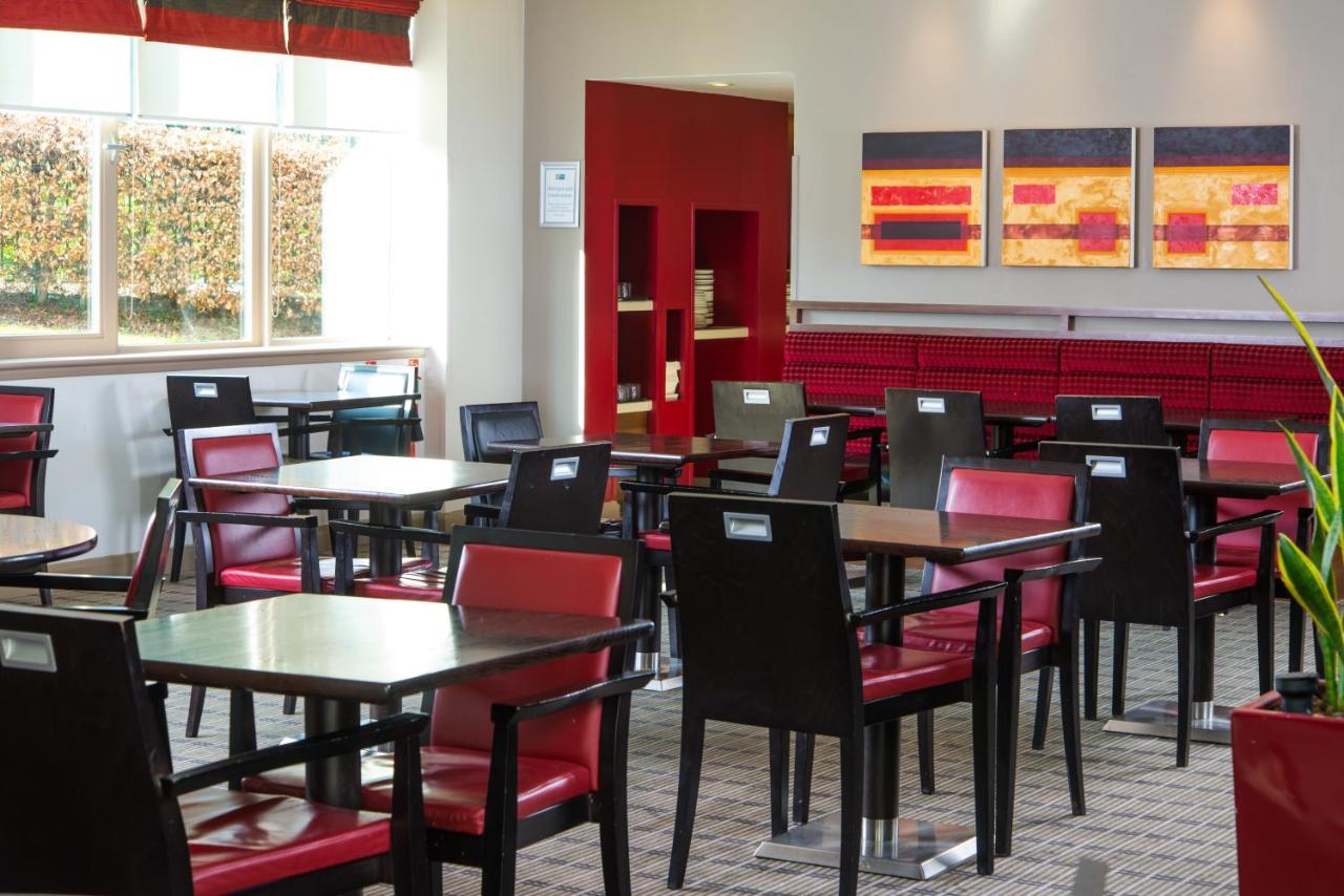 Holiday Inn Express London - Dartford By Ihg Zewnętrze zdjęcie