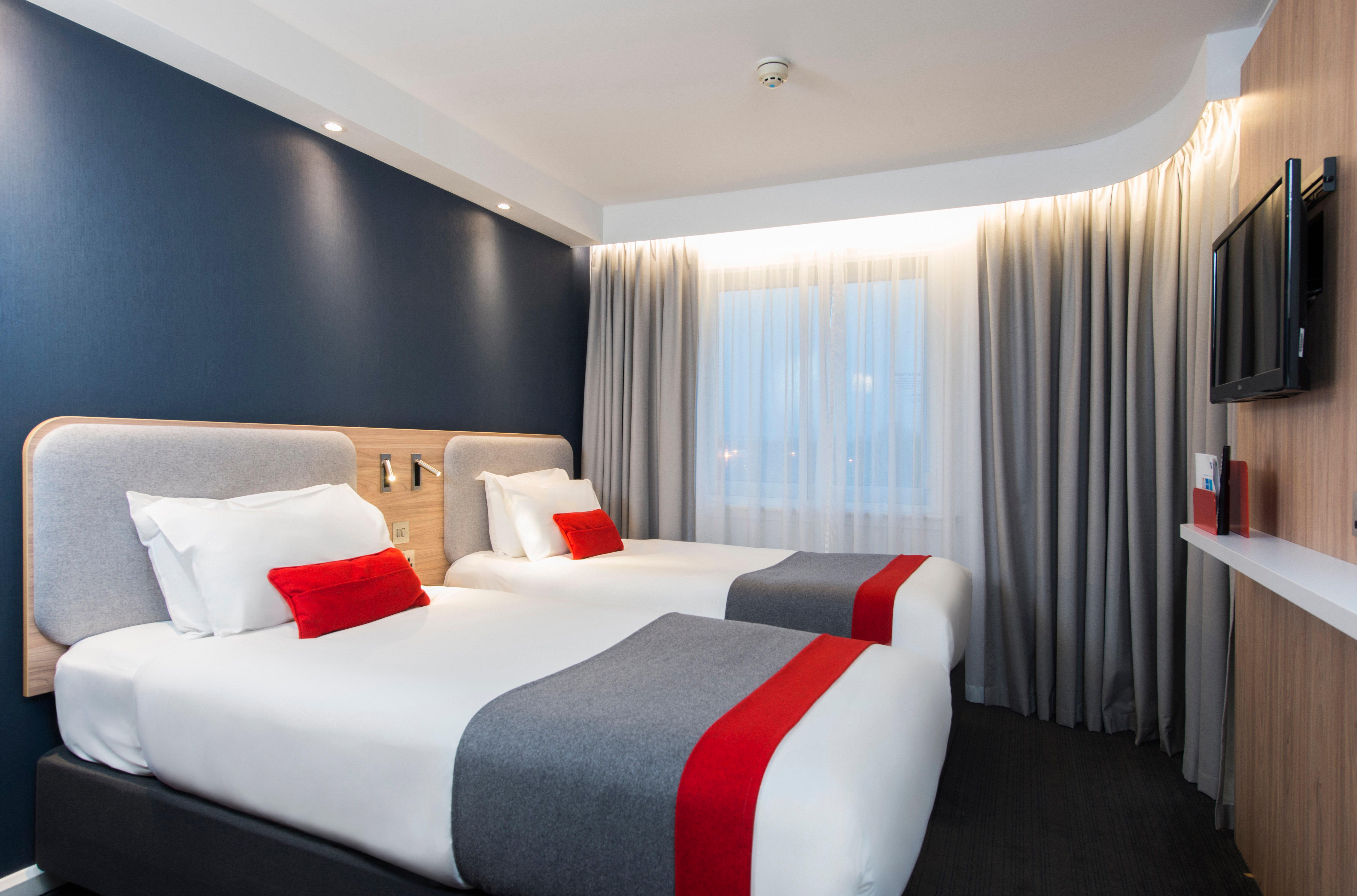 Holiday Inn Express London - Dartford By Ihg Zewnętrze zdjęcie