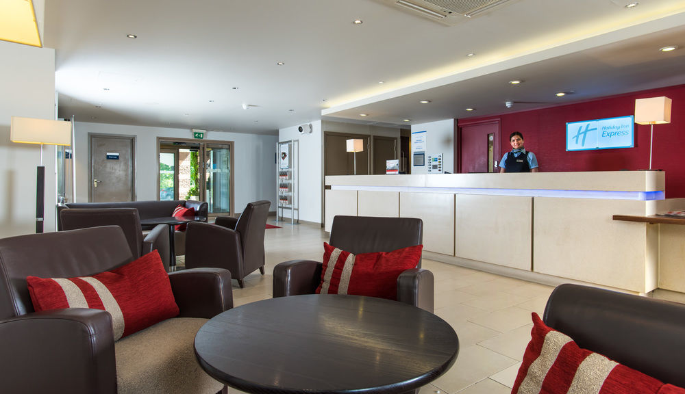 Holiday Inn Express London - Dartford By Ihg Zewnętrze zdjęcie