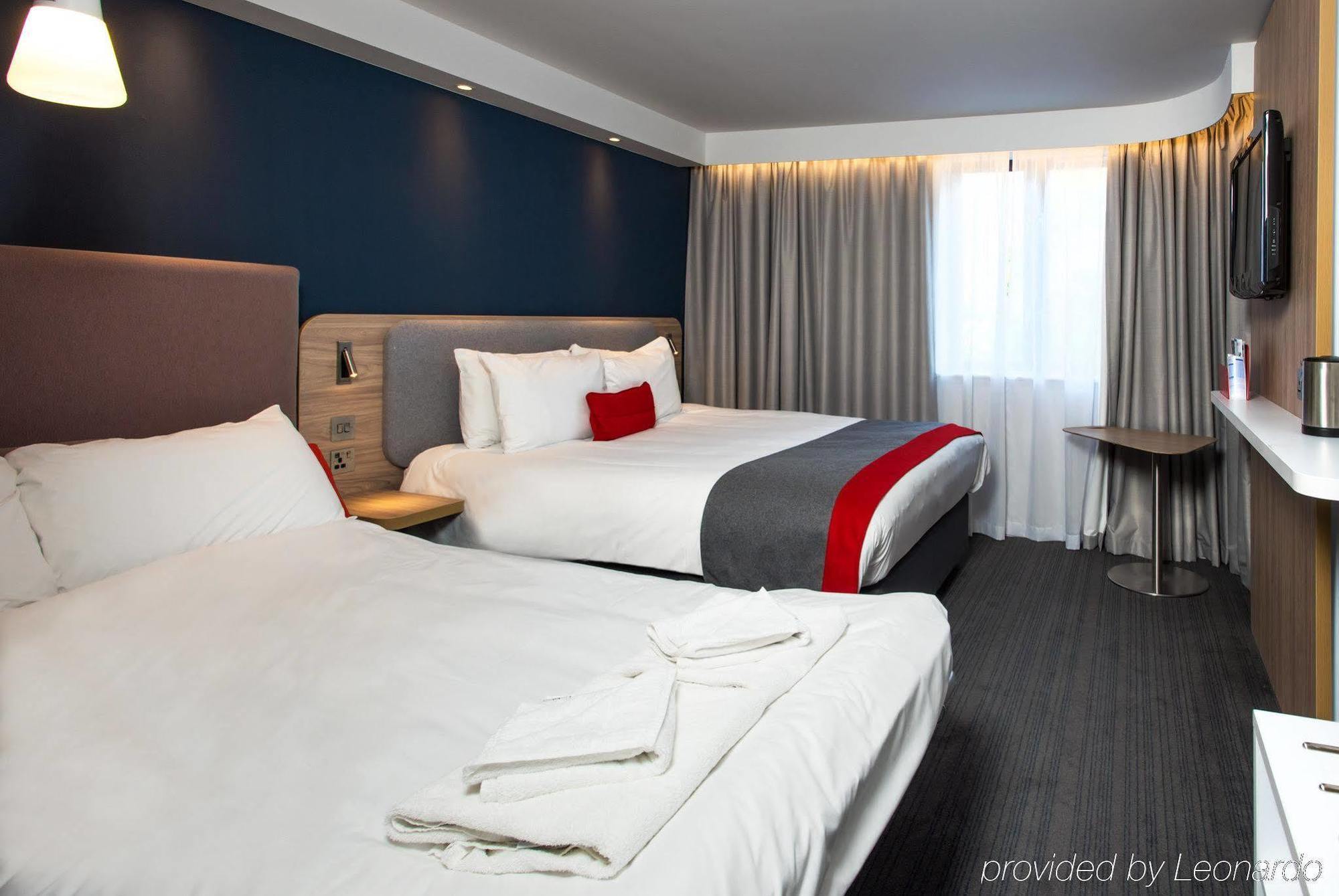 Holiday Inn Express London - Dartford By Ihg Zewnętrze zdjęcie