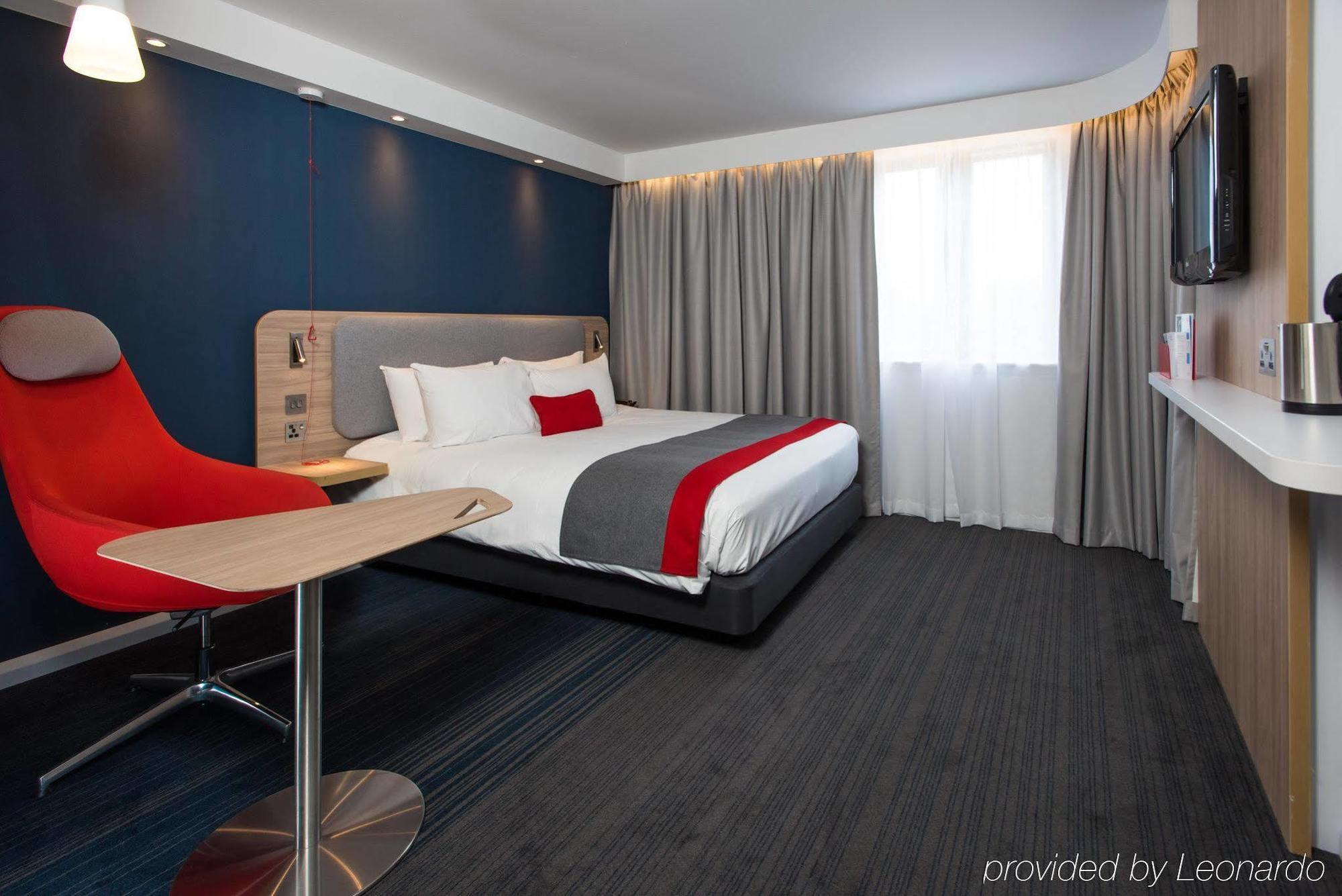 Holiday Inn Express London - Dartford By Ihg Zewnętrze zdjęcie