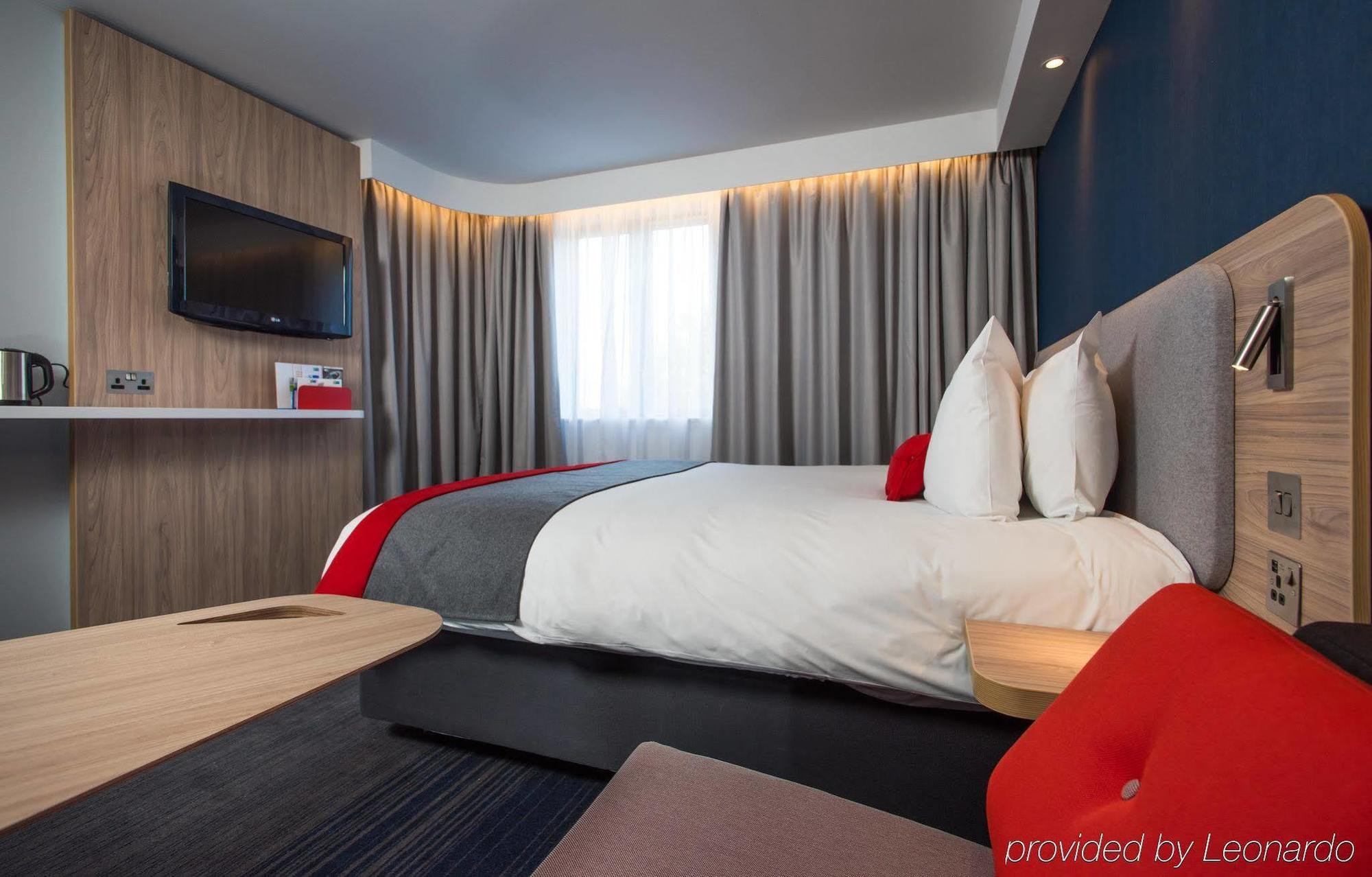 Holiday Inn Express London - Dartford By Ihg Zewnętrze zdjęcie