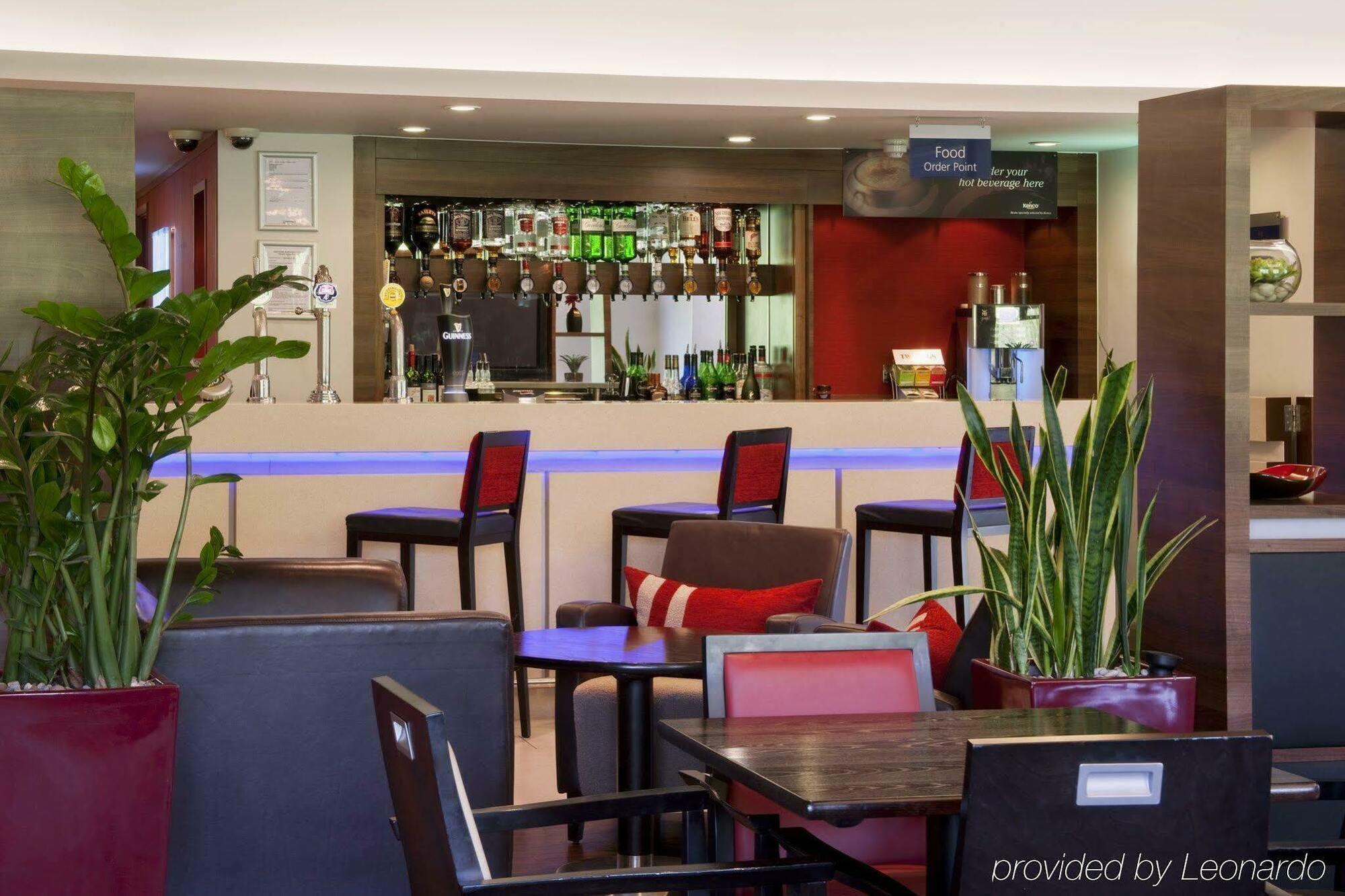 Holiday Inn Express London - Dartford By Ihg Zewnętrze zdjęcie